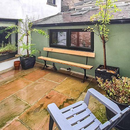 Verona House Tideswell Exterior foto